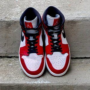 Nike Mens Air Jordan Size 11 Midtop Chicago 2020 GOAT White/Gym Red-Black